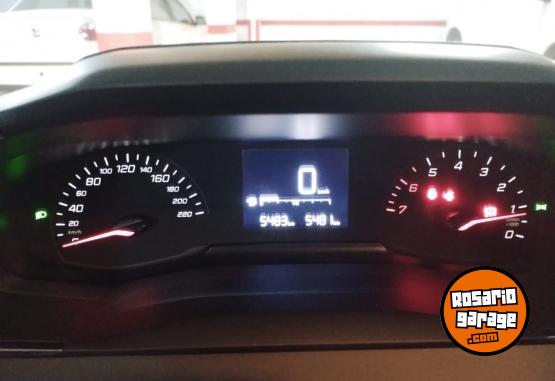 Autos - Peugeot 208 1.6 Active 2022 Nafta 5000Km - En Venta