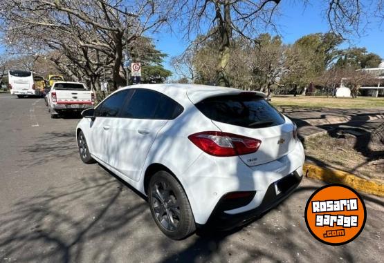 Autos - Chevrolet Cruze 1,4 turbo cuero 2022 Nafta 63000Km - En Venta