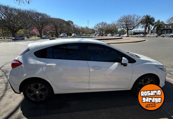 Autos - Chevrolet Cruze 1,4 turbo cuero 2022 Nafta 63000Km - En Venta