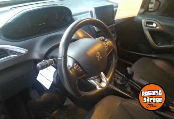 Autos - Peugeot 2008 2021 Nafta 95000Km - En Venta