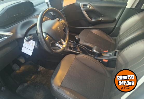 Autos - Peugeot 2008 2021 Nafta 95000Km - En Venta