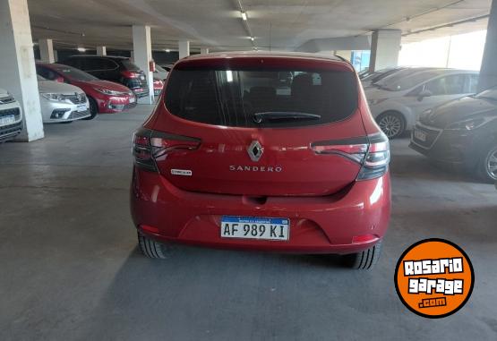 Autos - Renault SANDERO INTENS 2023 Nafta 11000Km - En Venta