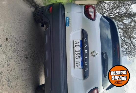 Autos - Renault Captur 2018 Nafta 70000Km - En Venta