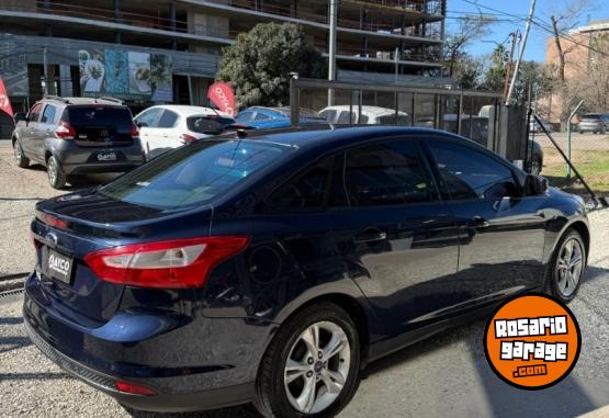 Autos - Ford FOCUS 1.6 S 4P 2014 Nafta 137000Km - En Venta