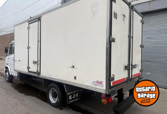 Camiones y Gr�as - Mercedes Benz - En Venta