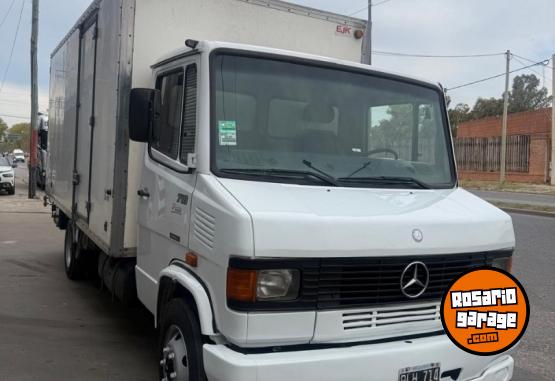 Camiones y Gr�as - Mercedes Benz - En Venta