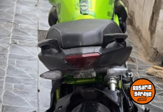 Motos - Benelli 302s 2022 Nafta 21000Km - En Venta