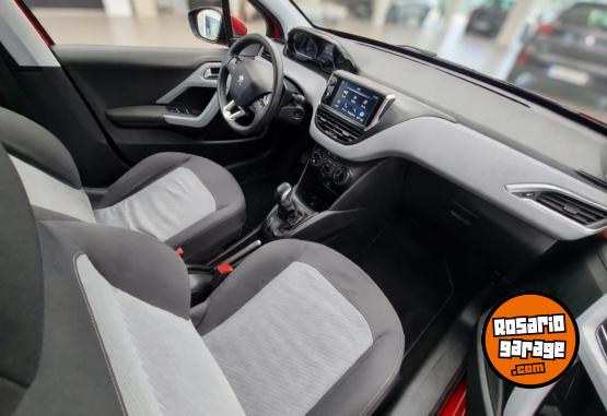 Autos - Peugeot 208 2014 Nafta 100000Km - En Venta