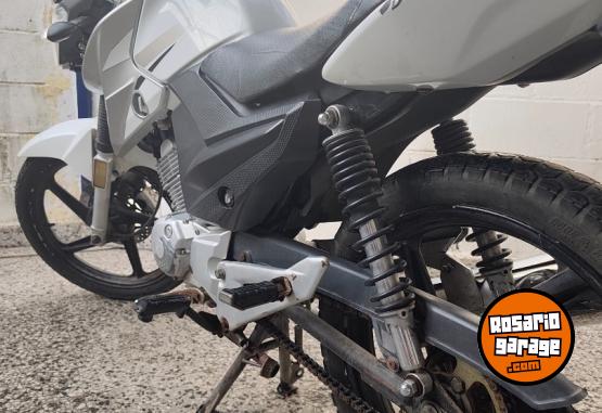 Motos - Yamaha YBR Z 2017 Nafta 21619Km - En Venta