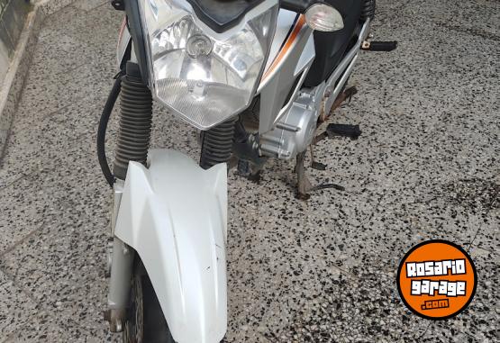 Motos - Yamaha YBR Z 2017 Nafta 21619Km - En Venta