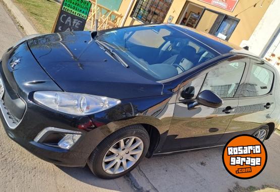 Autos - Peugeot 308 allure NAV 2015 Nafta 150000Km - En Venta