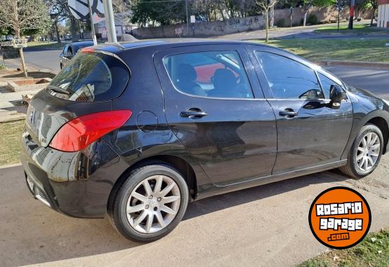 Autos - Peugeot 308 allure NAV 2015 Nafta 150000Km - En Venta