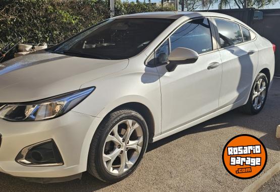 Autos - Chevrolet Cruze Lt 2022 Nafta 101000Km - En Venta