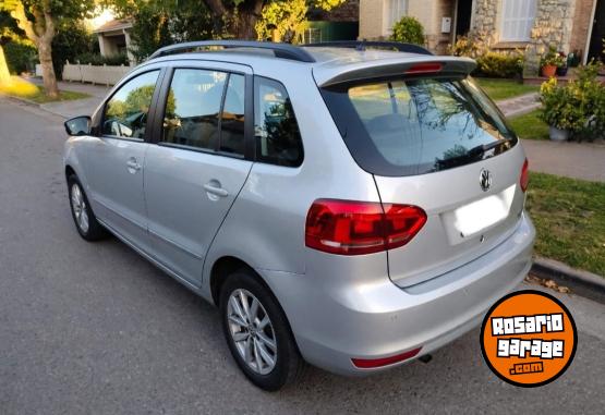 Autos - Volkswagen SURAN 2013 Nafta 135000Km - En Venta