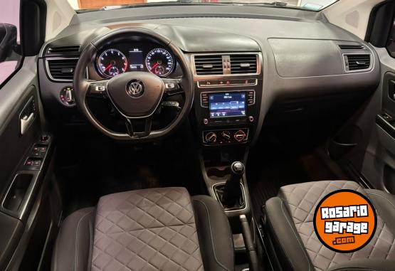 Autos - Volkswagen SURAN - HIGHLINE MSI 2017 GNC 166000Km - En Venta