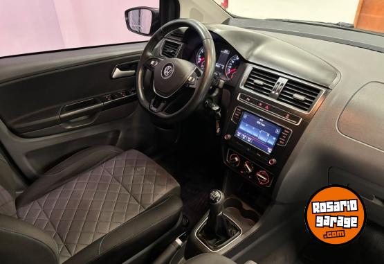 Autos - Volkswagen SURAN - HIGHLINE MSI 2017 GNC 166000Km - En Venta