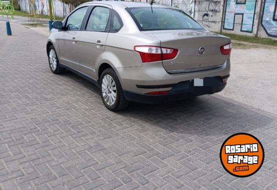 Autos - Fiat Grand siena 2012 Nafta 125000Km - En Venta