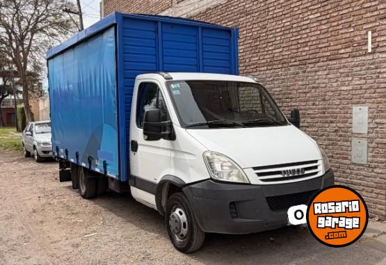 Utilitarios - Iveco Daily 2014 Diesel 278000Km - En Venta