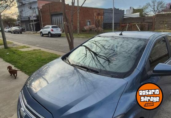 Autos - Chevrolet Prisma LTZ 2015 GNC 198000Km - En Venta