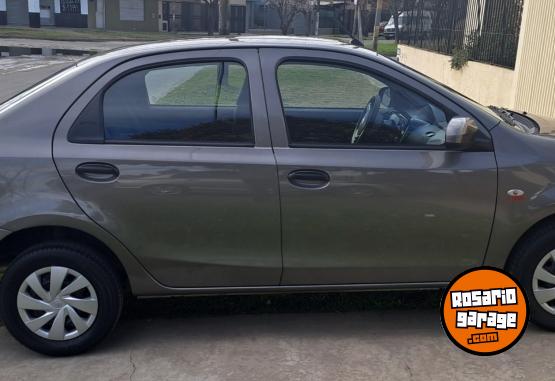 Autos - Toyota ETIOS X 2020 Nafta 12000Km - En Venta