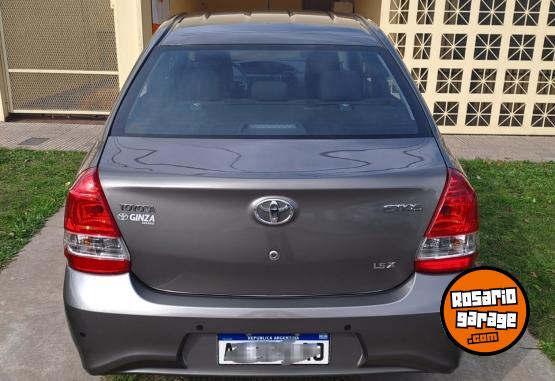 Autos - Toyota ETIOS X 2020 Nafta 12000Km - En Venta