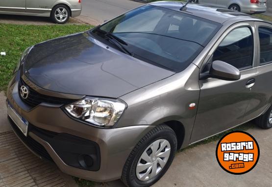 Autos - Toyota ETIOS X 2020 Nafta 12000Km - En Venta