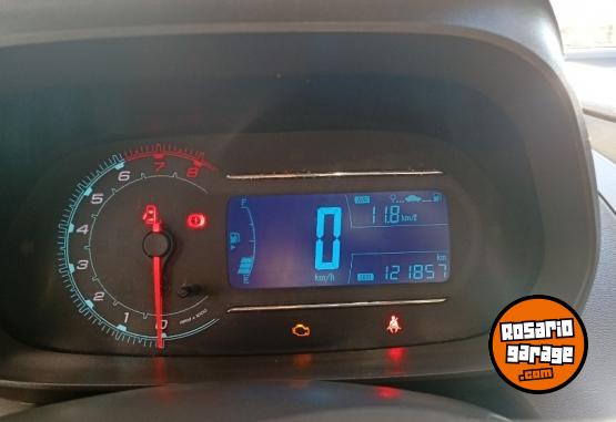 Autos - Chevrolet Cobal 2013 GNC 121000Km - En Venta