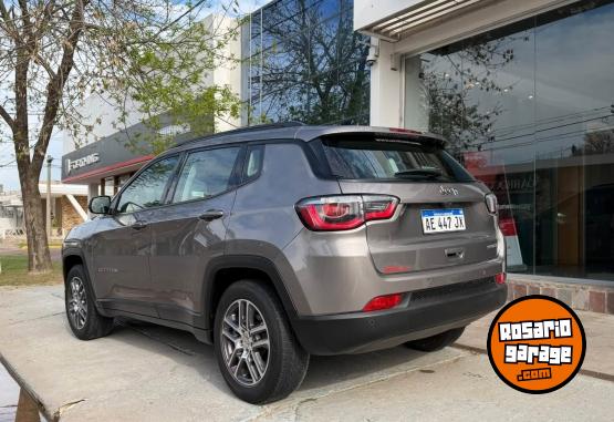 Camionetas - Jeep COMPASS SPORT 2.4 MT 4x2 2020 Nafta 90000Km - En Venta