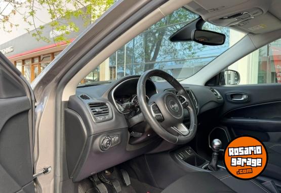 Camionetas - Jeep COMPASS SPORT 2.4 MT 4x2 2020 Nafta 90000Km - En Venta