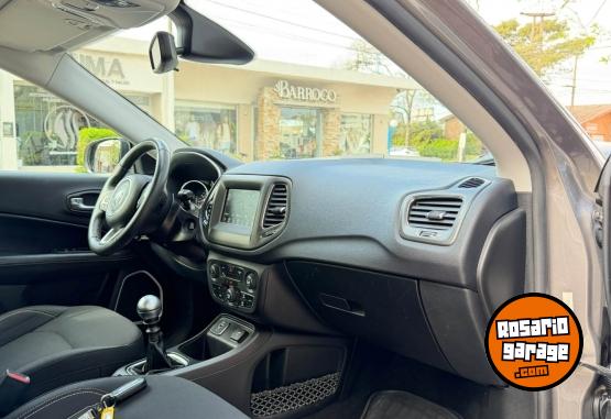Camionetas - Jeep COMPASS SPORT 2.4 MT 4x2 2020 Nafta 90000Km - En Venta