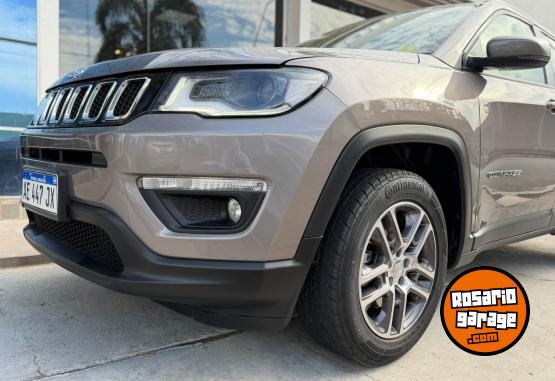Camionetas - Jeep COMPASS SPORT 2.4 MT 4x2 2020 Nafta 90000Km - En Venta
