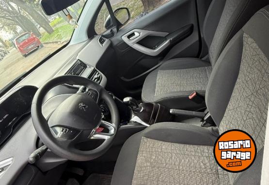 Autos - Peugeot 208 2018 Nafta 55000Km - En Venta