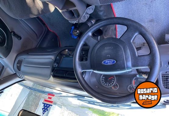 Camionetas - Ford Ranger 3.0 Xl plus 4x4 2006 Diesel 226000Km - En Venta
