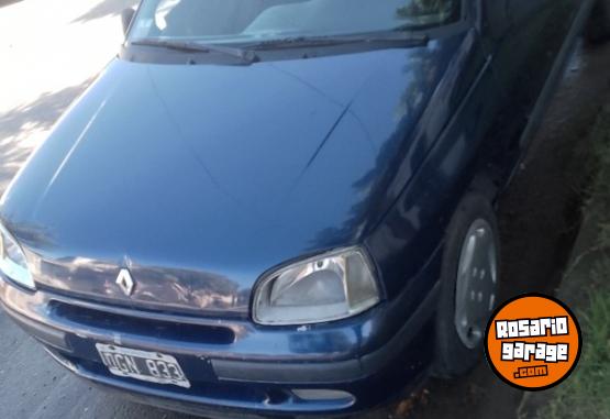 Autos - Renault Clio 2000 Diesel 180000Km - En Venta