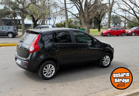 Autos - Fiat Palio Attractive 2017 Nafta 100000Km - En Venta