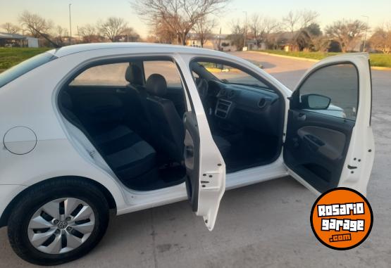 Autos - Volkswagen VOYAGE CONFORT 2013 GNC 136000Km - En Venta