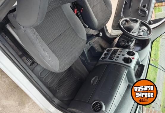 Utilitarios - Citroen BERLINGO 1.6 115 CV 2023 Nafta 85000Km - En Venta