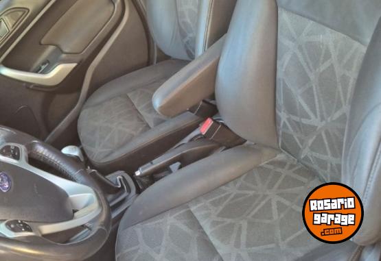 Autos - Ford Fiesta 2012 Nafta 165000Km - En Venta