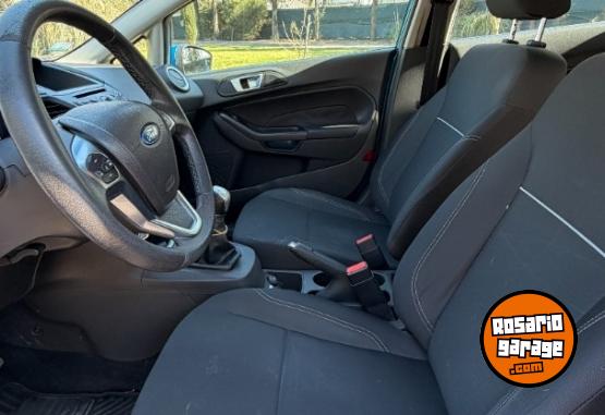 Autos - Ford Fiesta SE Plus 2018 Nafta 100000Km - En Venta