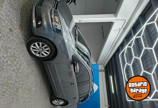 Autos - Volkswagen Suran Trendline 2015 Nafta 165120Km - En Venta
