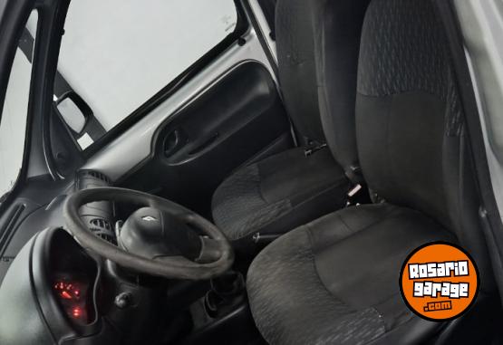 Utilitarios - Renault KANGOO 1.6 CONFORT 2017 Nafta 112900Km - En Venta