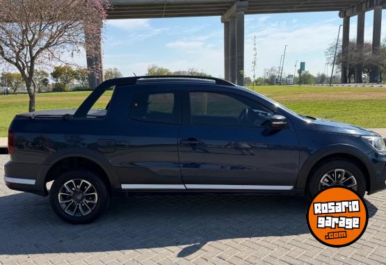 Camionetas - Volkswagen SAVEIRO 1.6 CROSS DC 2017 Nafta 101000Km - En Venta