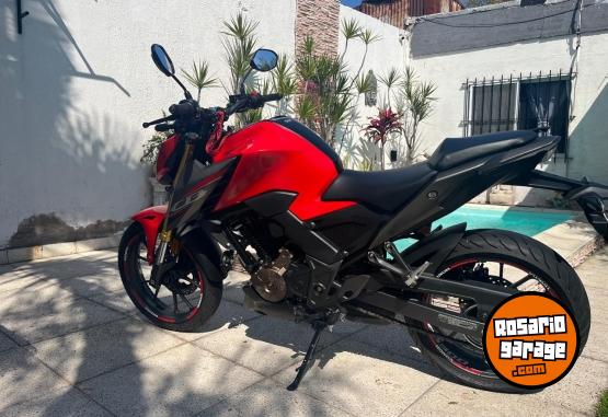 Motos - Honda Cb300 2023 Nafta 4000Km - En Venta