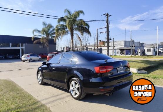Autos - Volkswagen Vento 2.5 2015 GNC 193000Km - En Venta