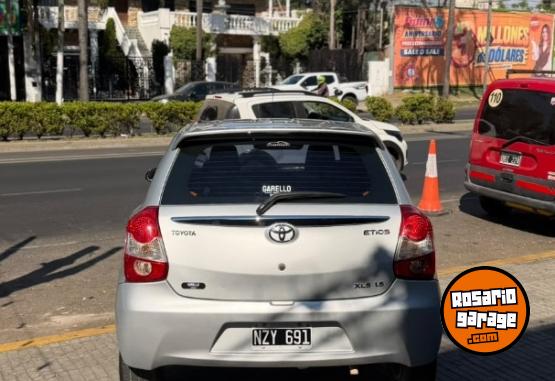 Autos - Toyota Etios XLS 1.5 2014 Nafta 119000Km - En Venta