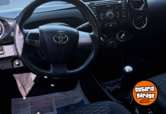 Autos - Toyota Etios XLS 1.5 2014 Nafta 119000Km - En Venta