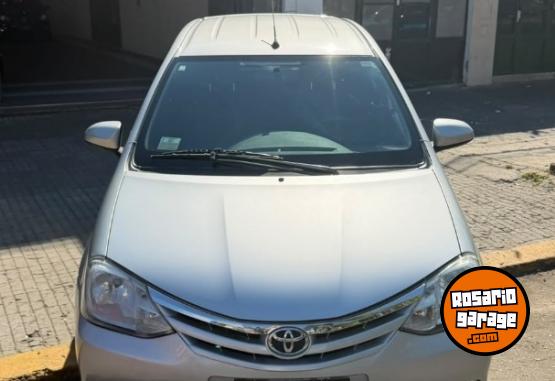 Autos - Toyota Etios XLS 1.5 2014 Nafta 119000Km - En Venta