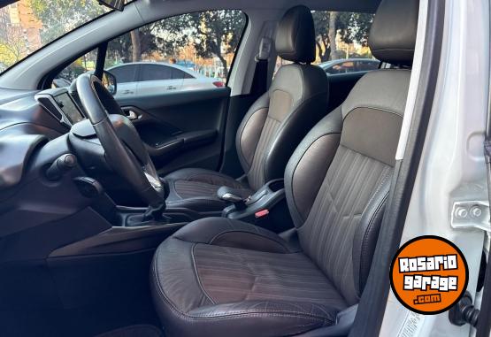 Autos - Peugeot 2008 Feline 2017 Nafta 103000Km - En Venta