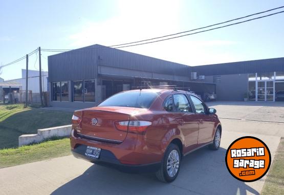 Autos - Fiat Grand Siena Attractive1.4 2014 Nafta 111000Km - En Venta