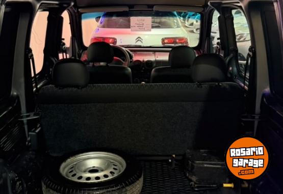 Utilitarios - Renault Kangoo 1.6 16v 2017 Nafta 145000Km - En Venta